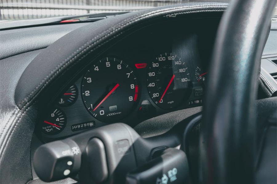 Панель приборов Acura NSX 1991 года  (фото 29 из 61)